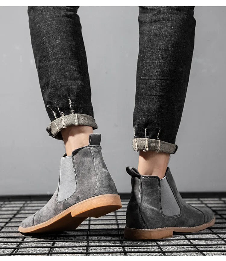 Byron - Men's Suede Chelsea Boots