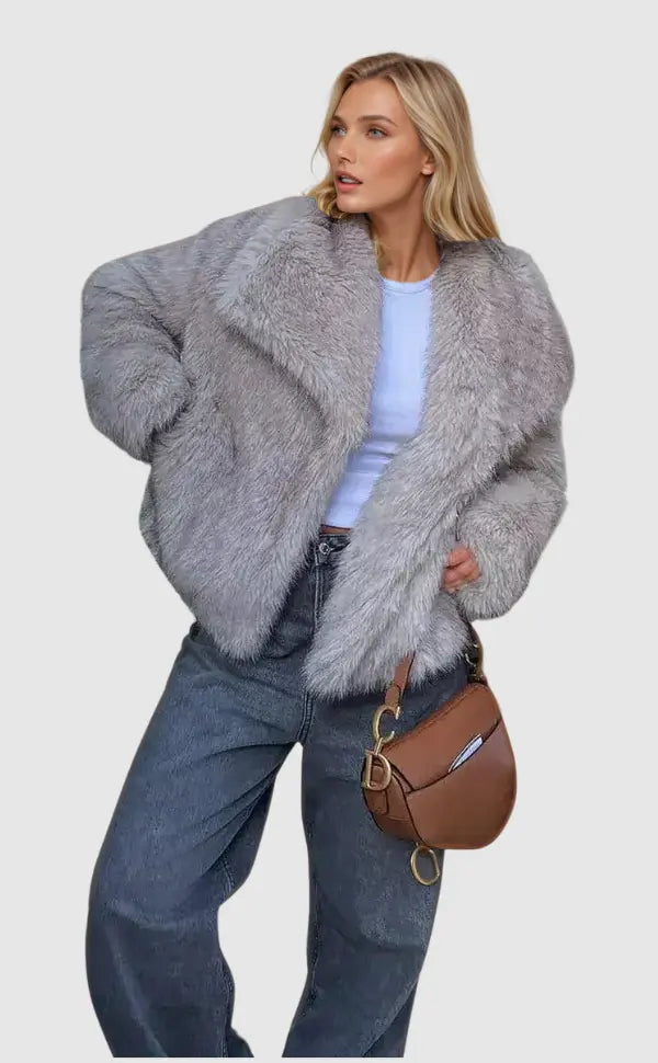 Guinevere - Women's Faux Fur Jacket