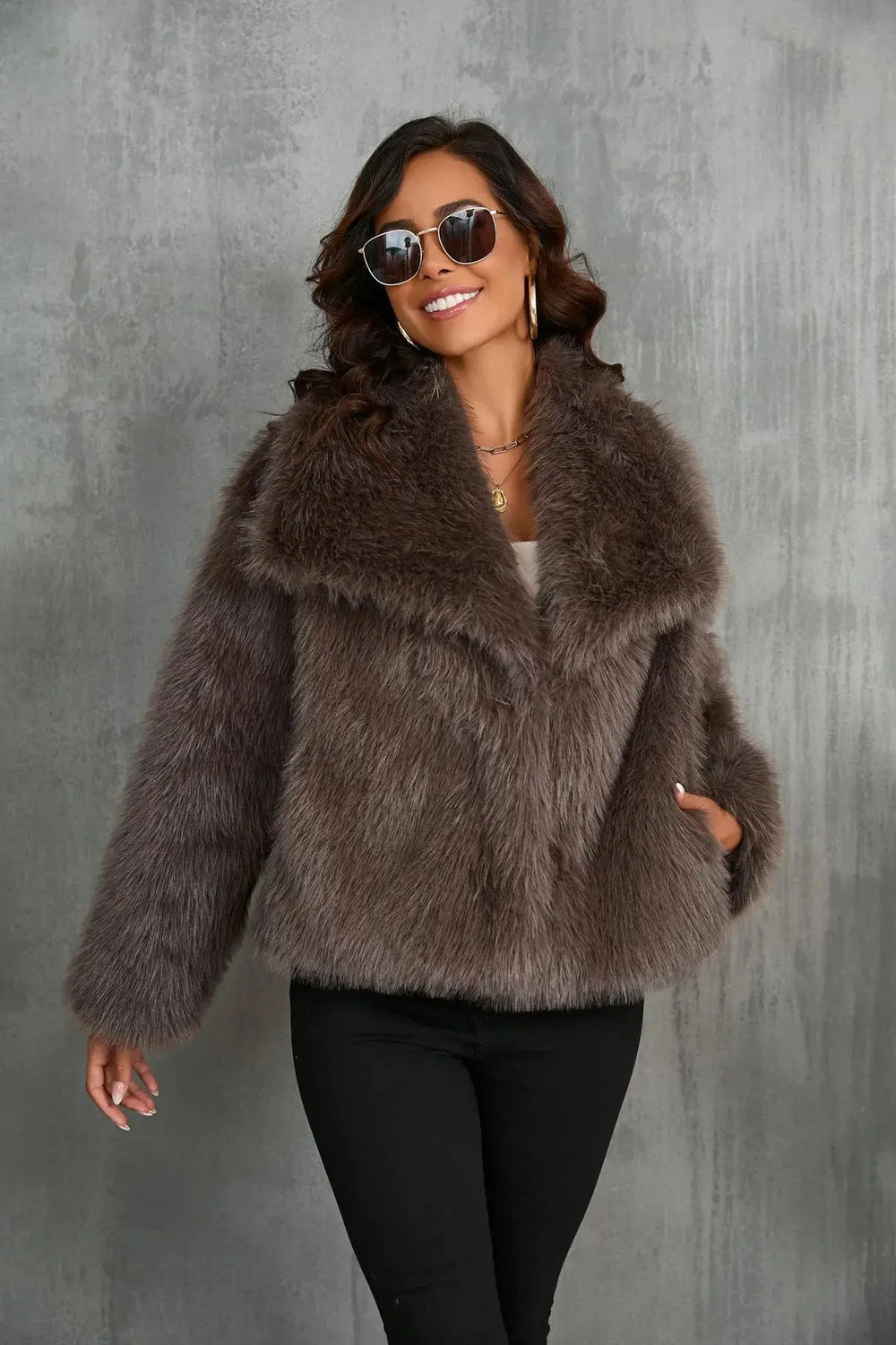 Guinevere - Women's Faux Fur Jacket
