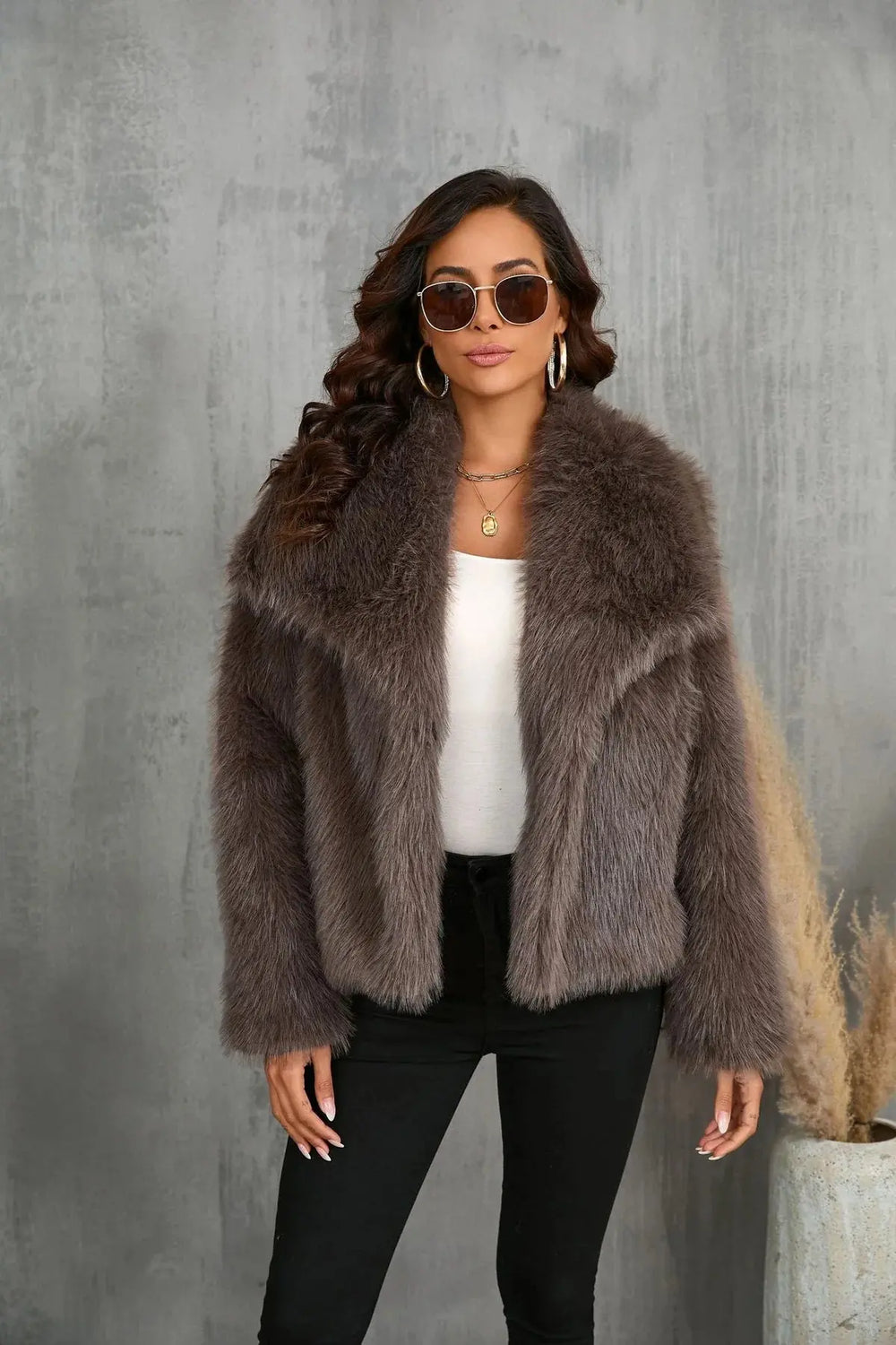 Guinevere - Women's Faux Fur Jacket