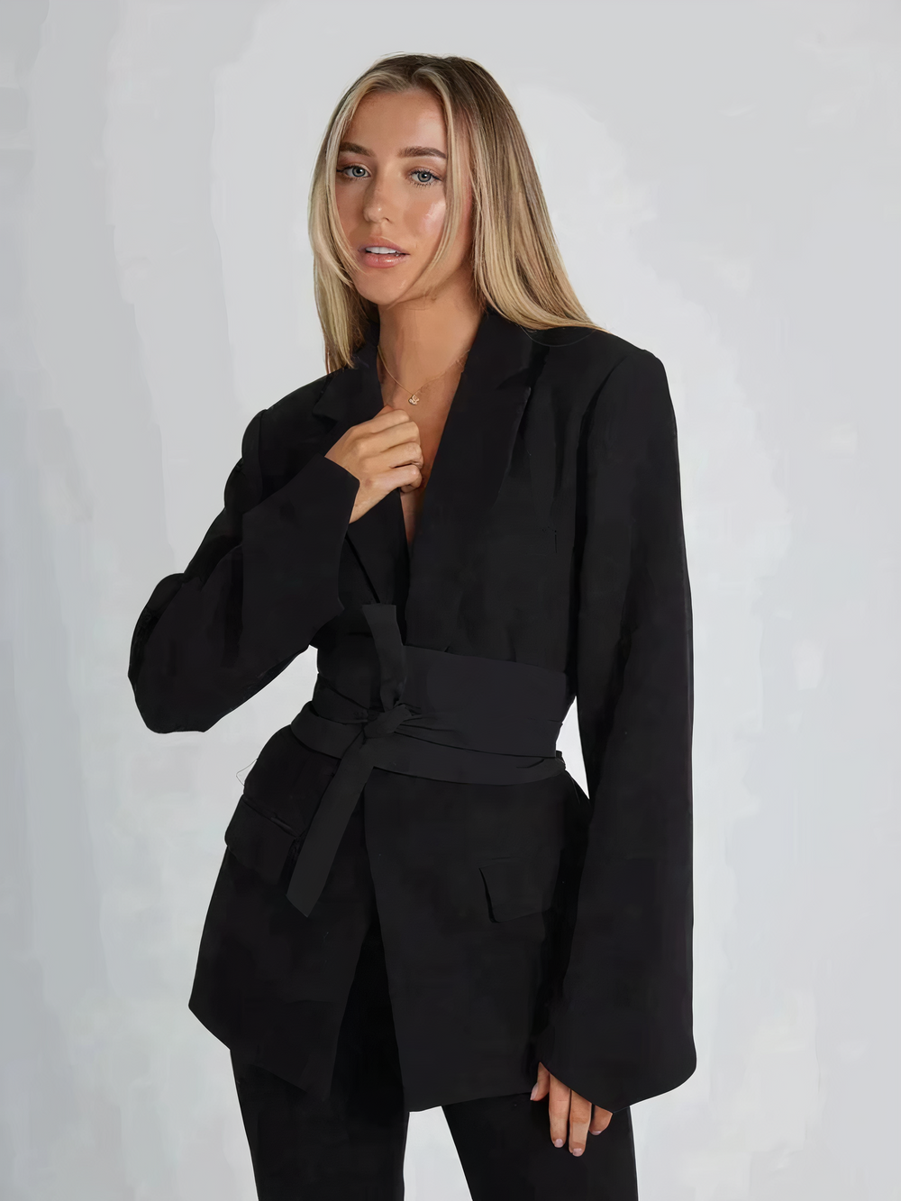 Mariel - Women's Belted Blazer